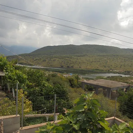 Vila Ari بورش